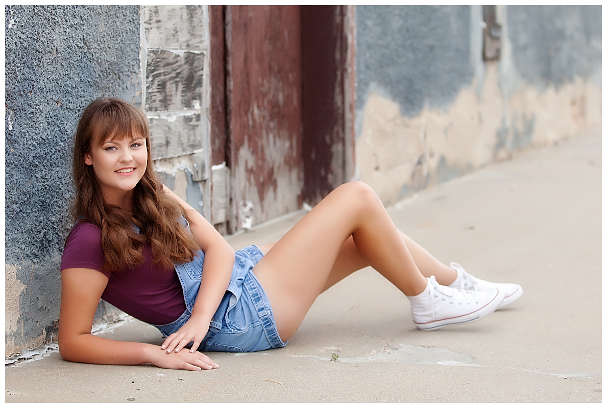 Senior girl in Alley