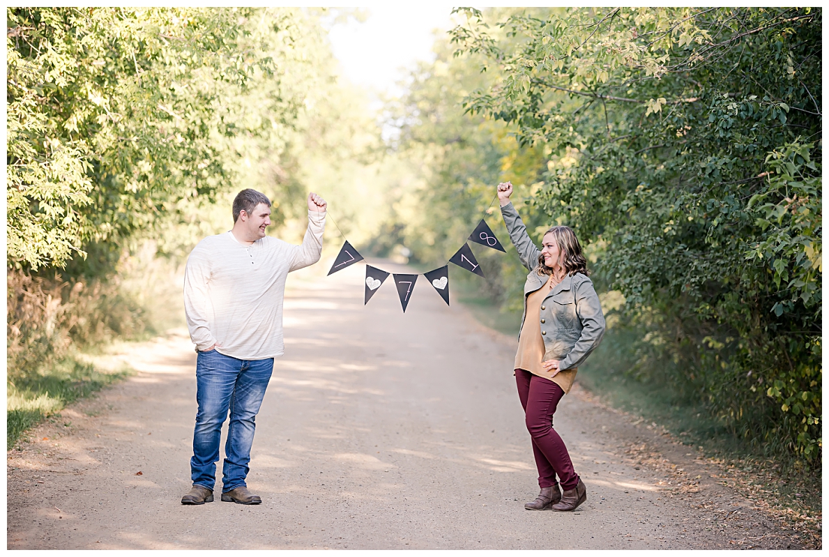 Engagement pictures in Dickinson