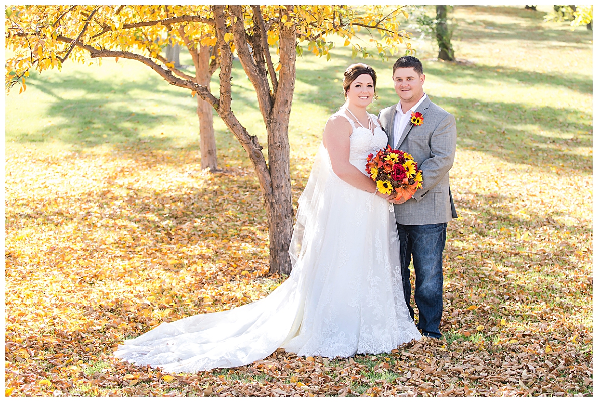 Fall wedding pictures in Killdeer ND