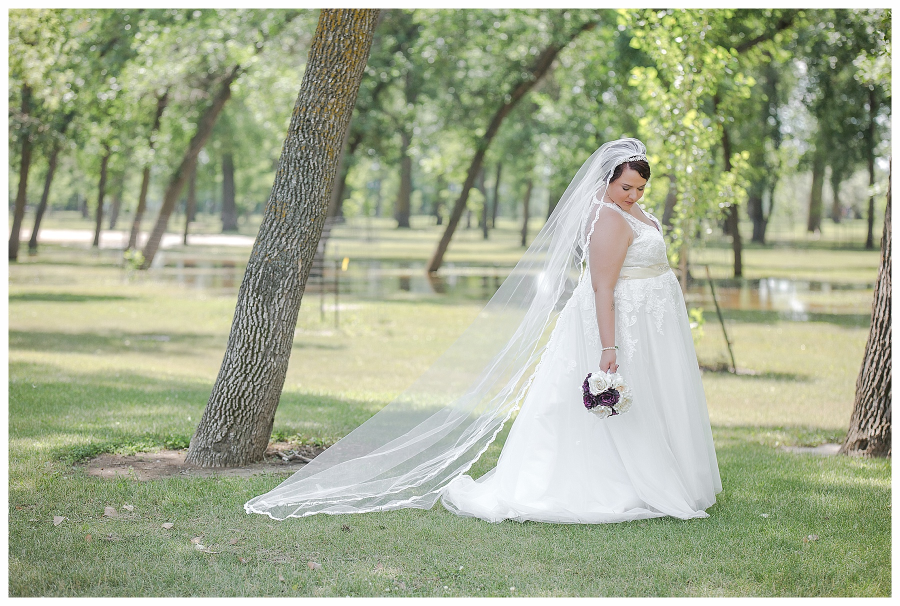 outdoor bridal photo