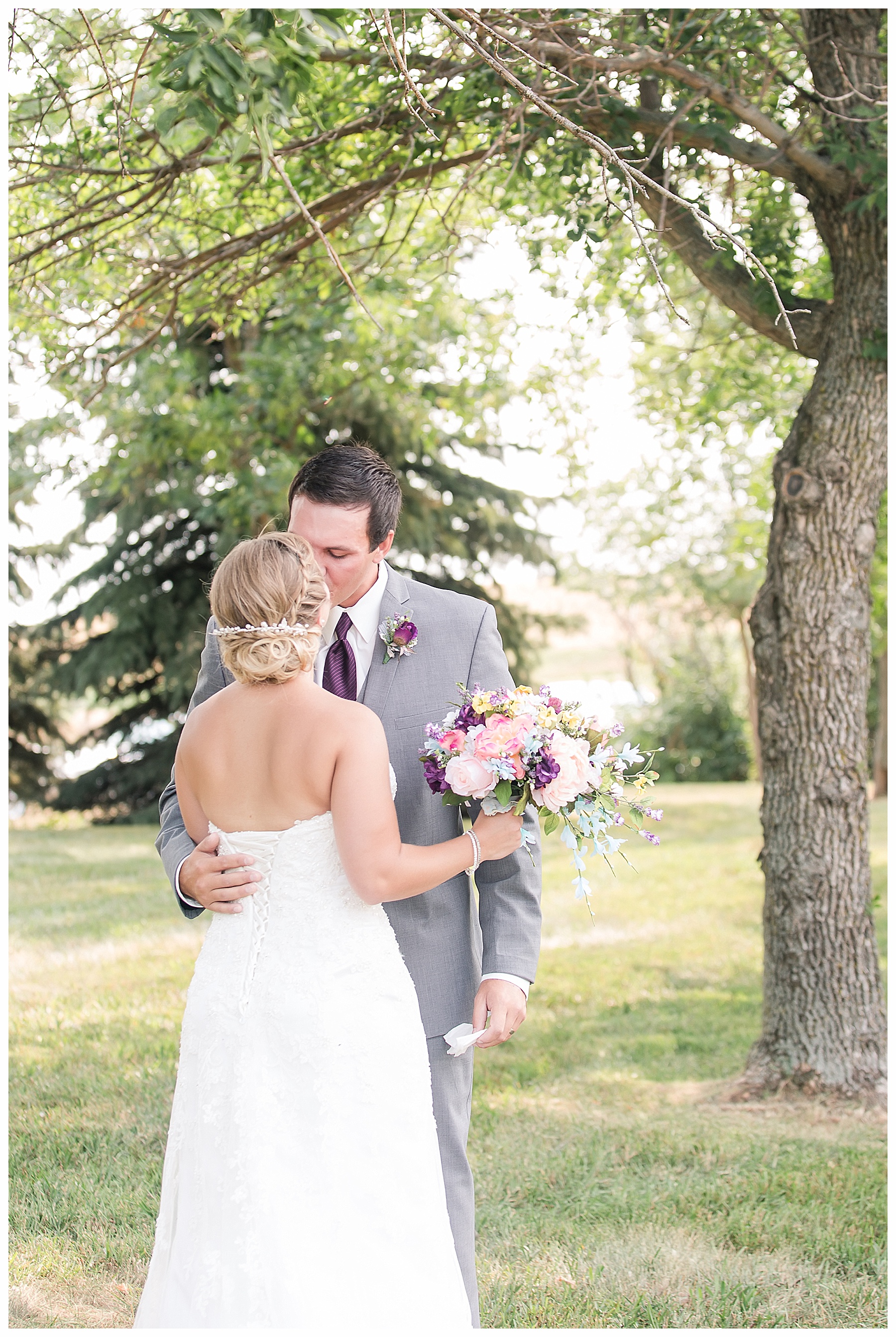 North Dakota wedding first look