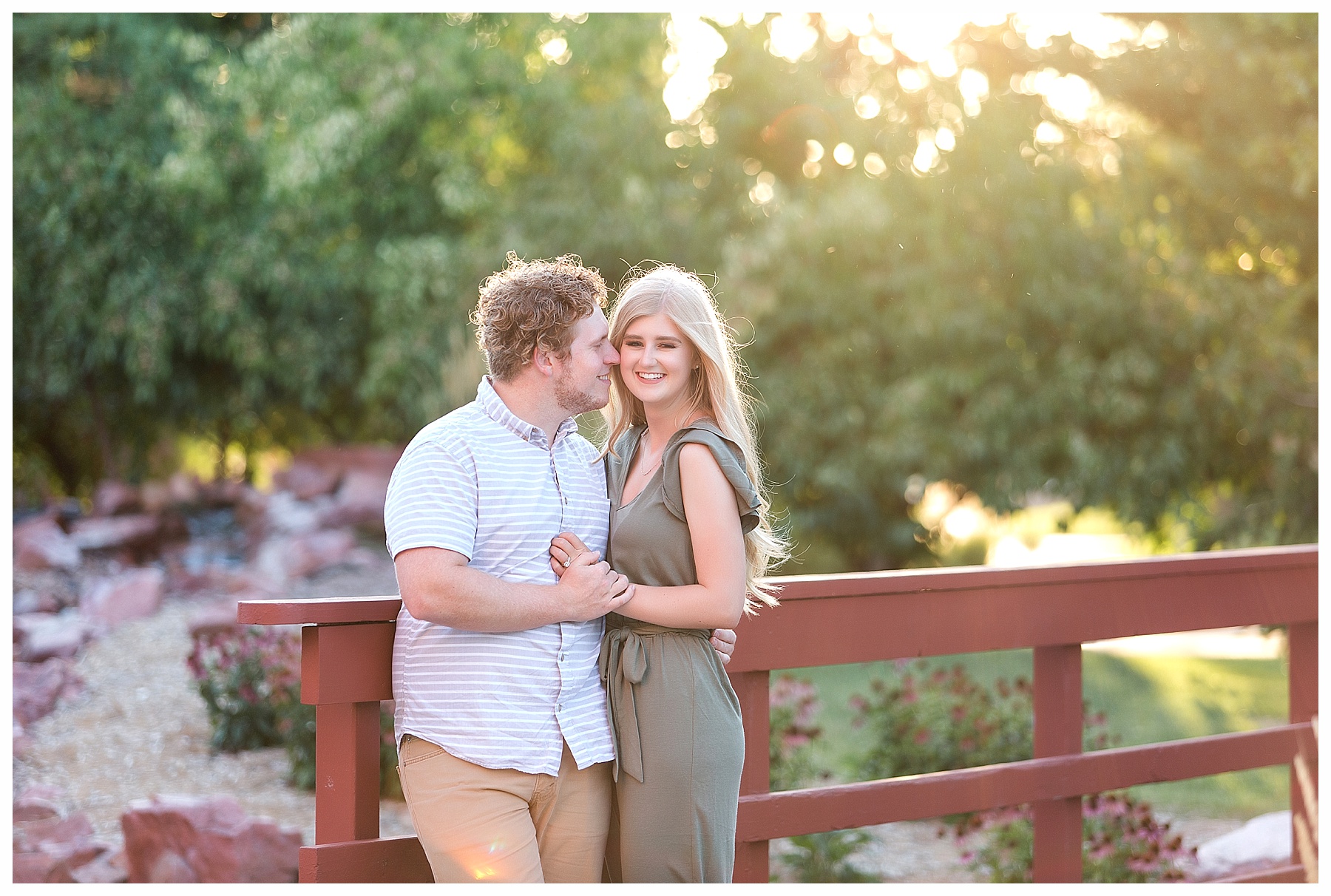 Engagement Pictures on bridge