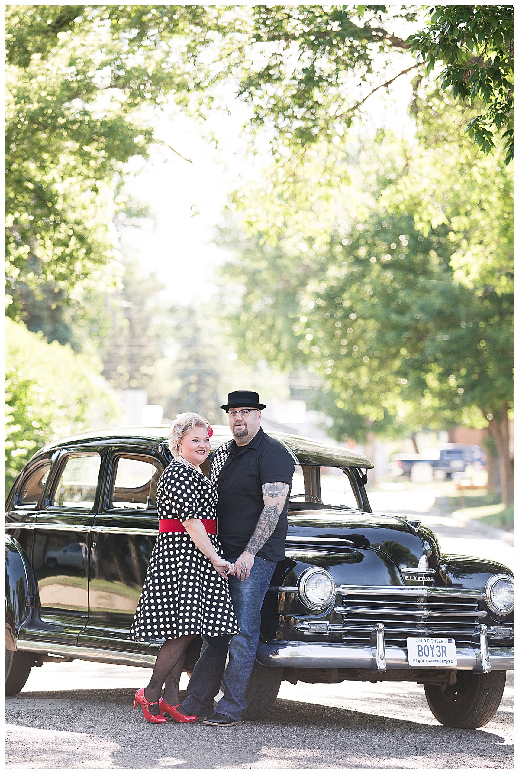 Engagement pictures with classic antique car
