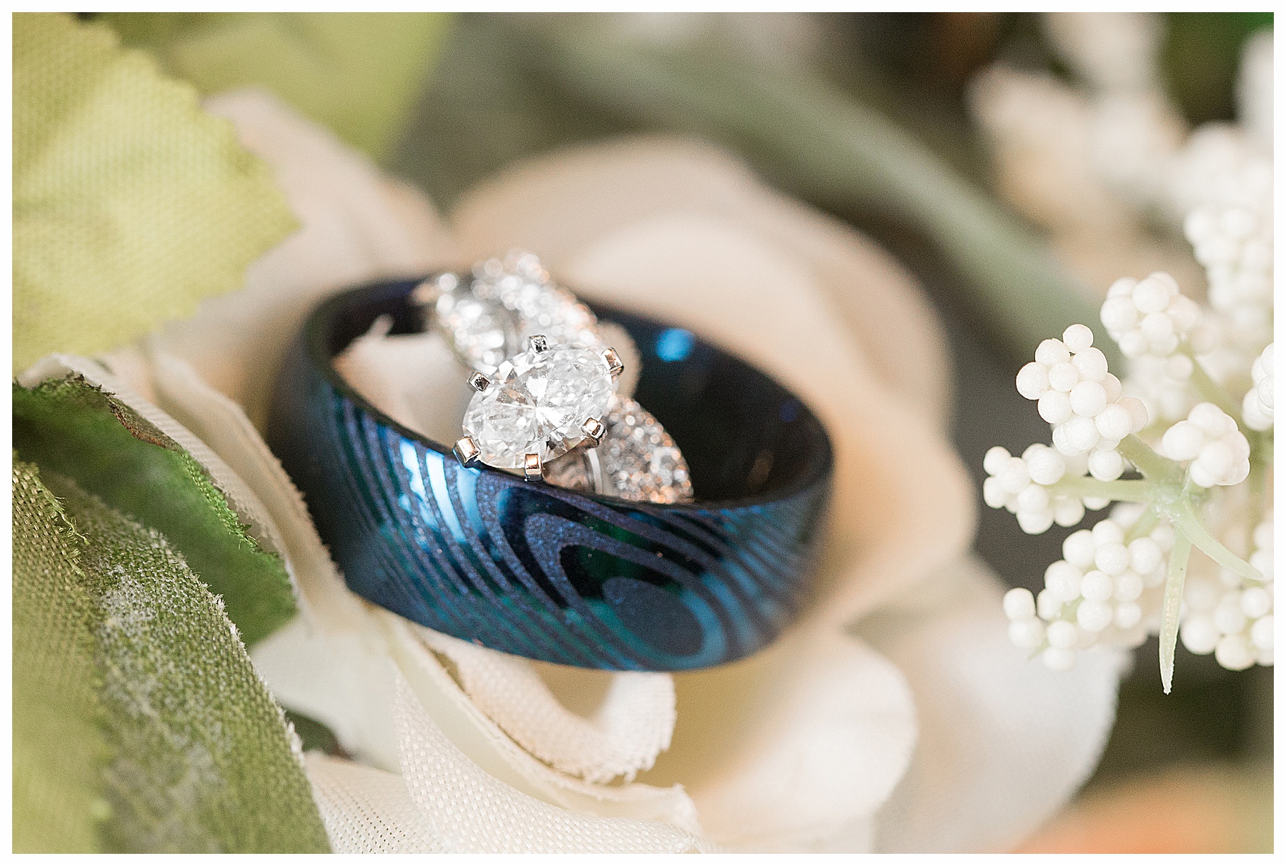 wedding rings in pistachio bouquet